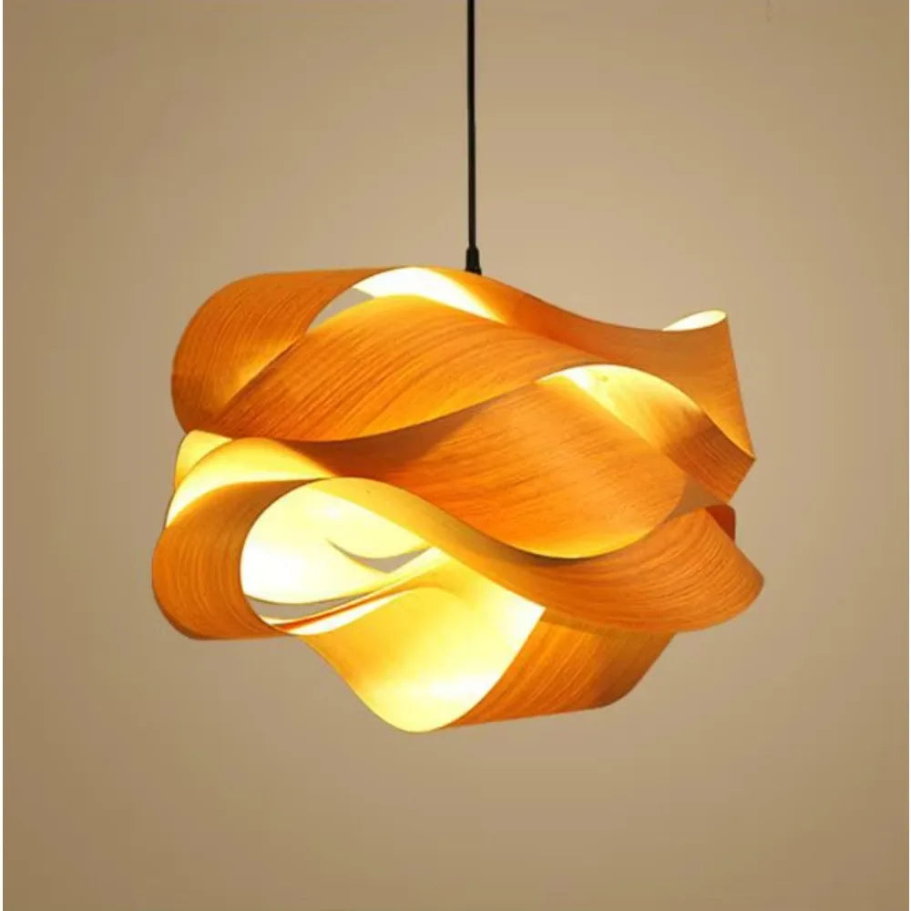 Lampe en bois artisanale